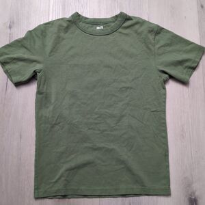 Uniqlo U T-Shirt Mens Size XS Short Sleeve